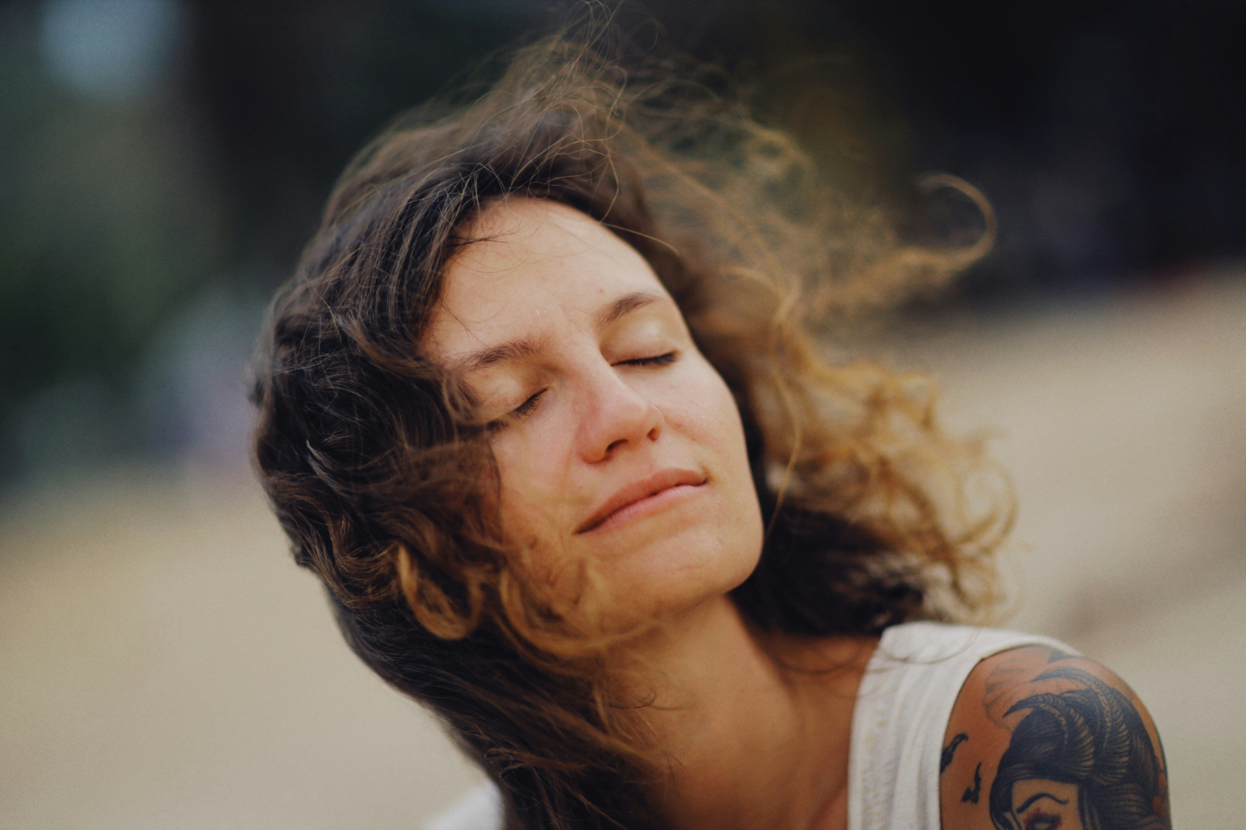 Mujer tranquila
